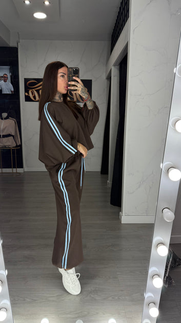 Chandal marlen marrón