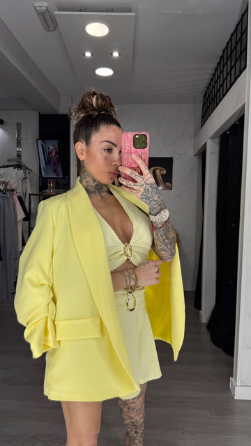 Blazer amarilla