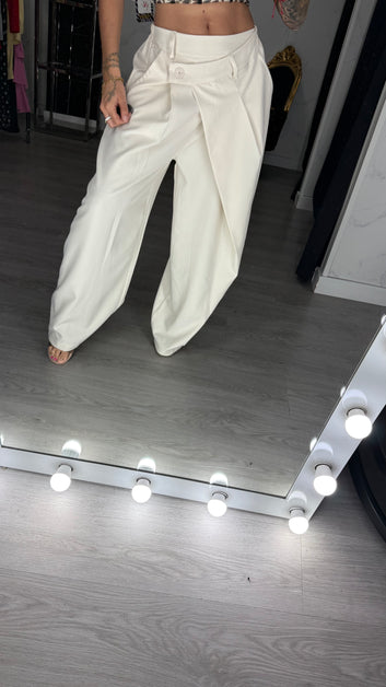 Pantalón, crema botón