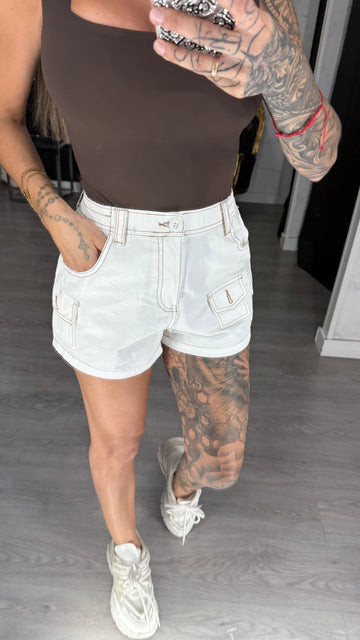 Short luna