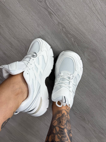 Tenis white