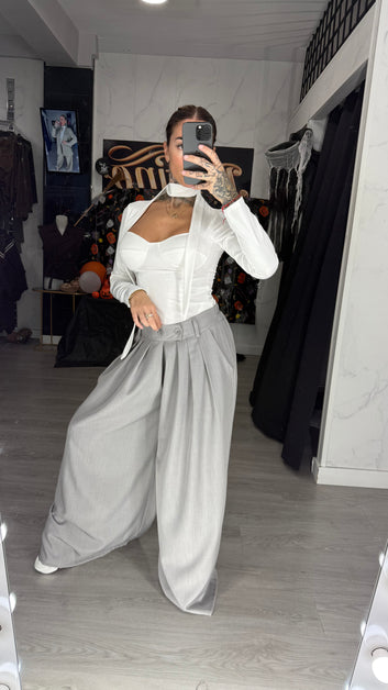 Pantalón pliegues