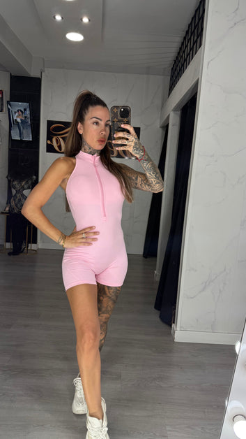 Mono Olivia rosa
