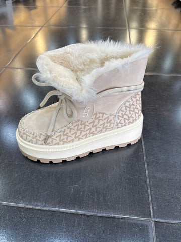 Botines Macarena