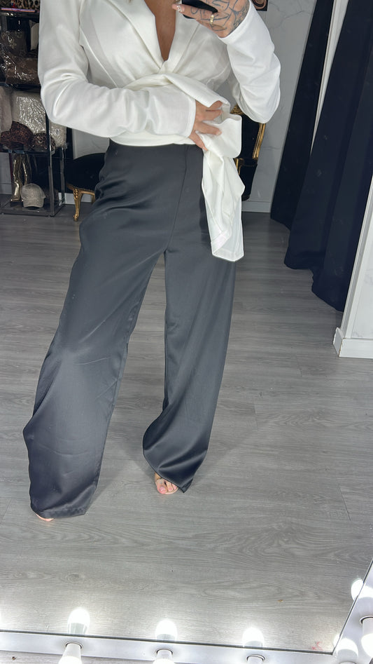Pantalón raso ancho