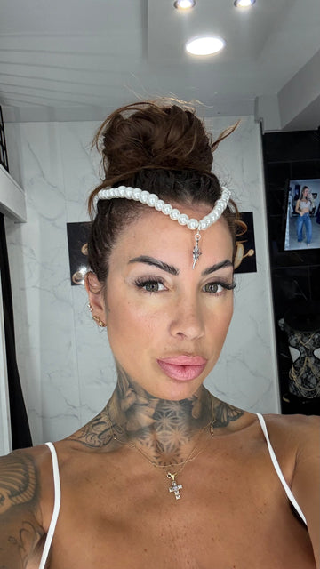 Adorno Yasmin