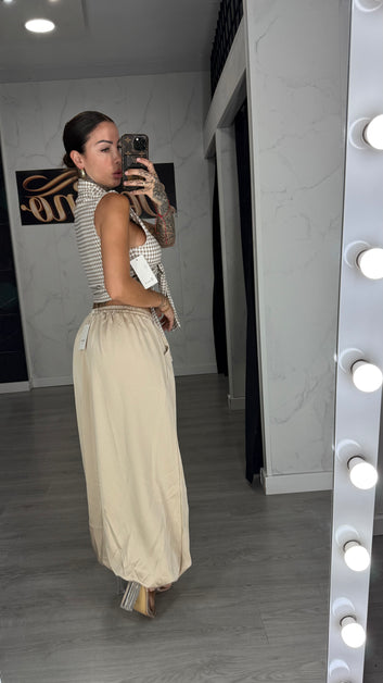 Pantalón raso dorado