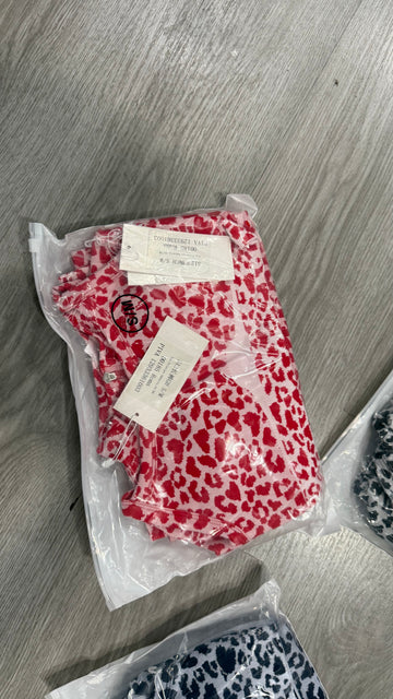 Conjunto leopardo rojo