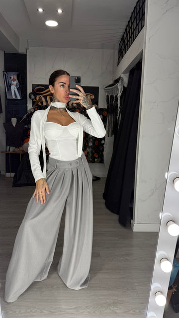 Pantalón pliegues