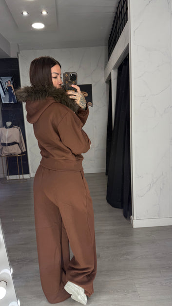 Conjunto Mónaco, chocolate
