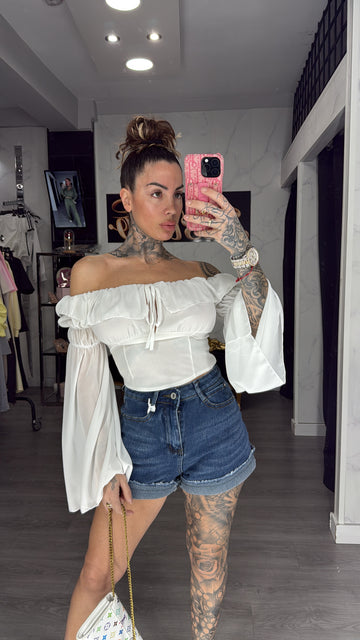 Camisa volante blanca