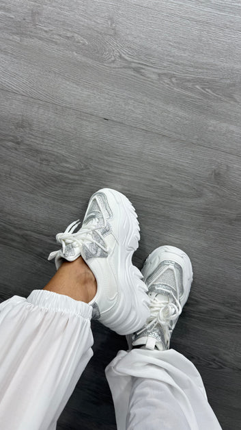 Tenis eva