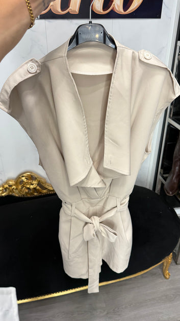 Mono Shakira beige
