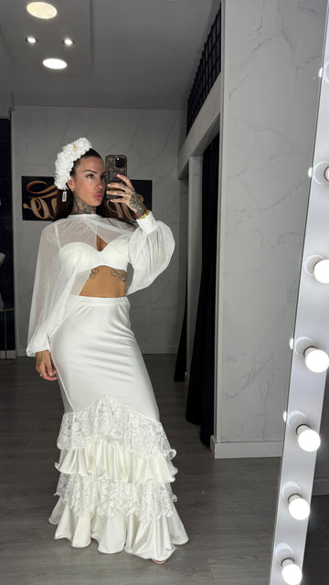 Falda flamenca blanca