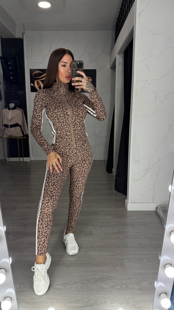 Conjunto leopardo camel