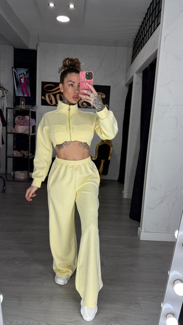 Chandal amarillo