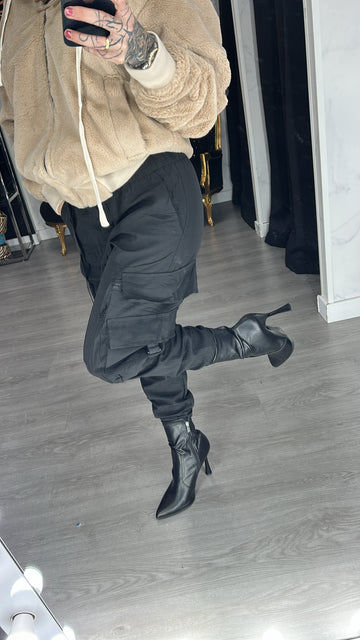 Pantalón Carlo negro