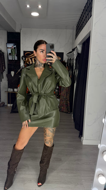 Chaqueta poli piel verde