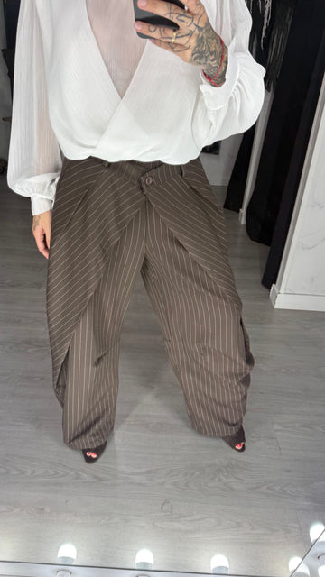 Pantalón capa raya