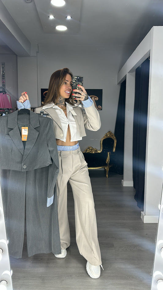 traje piji gris