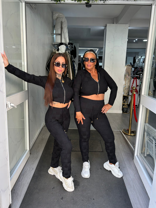 conjunto isi negro
