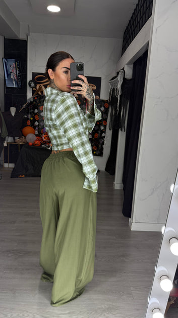 Pantalon, capeado verde