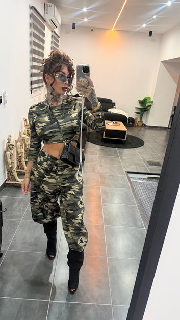 Conjunto alba militar