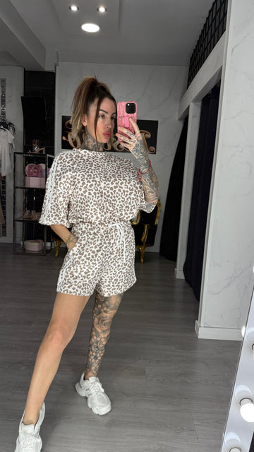 Conjunto Yasmin beige