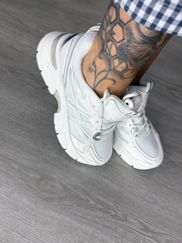 Tenis white