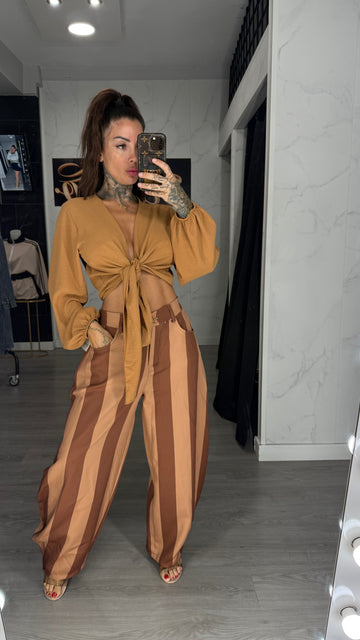 Pantalón rayas camel