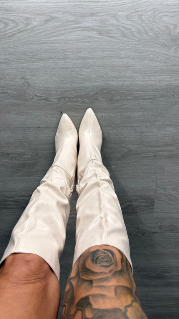 Botas cremas alta