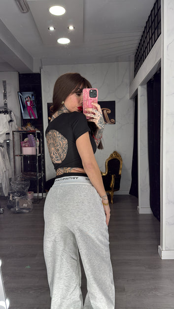 Camiseta, María Negra