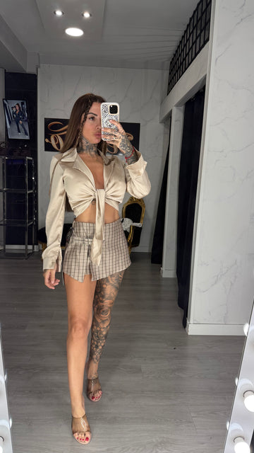 Camisa nudo