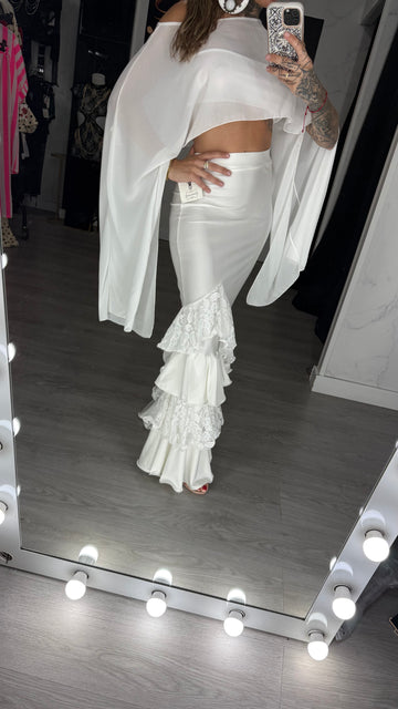 Falda flamenca blanca