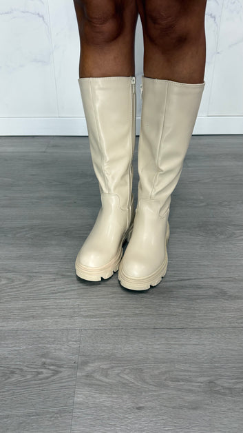Botas cremita