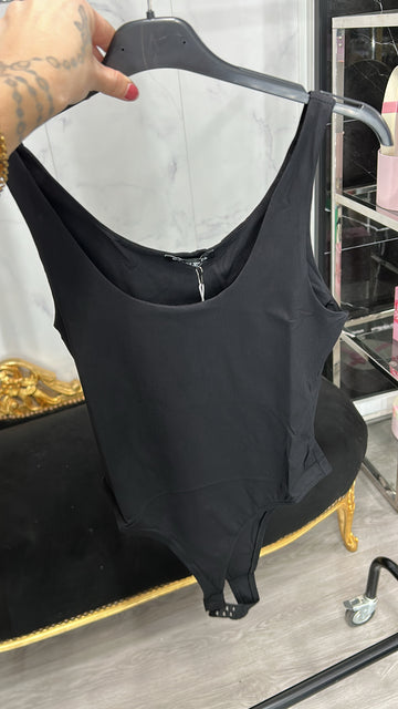 Body luz negro