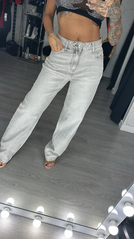 vaquero gris