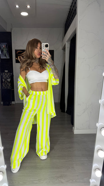 Conjunto Fredi amarillo