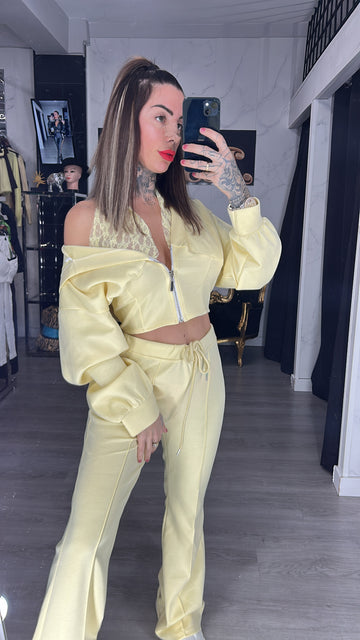 Chándal blush amarillo
