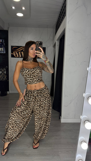 Conjunto Gio leopardo