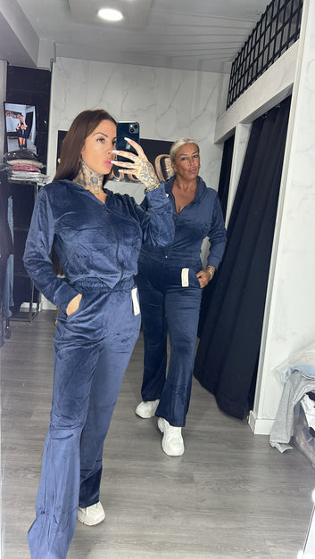 chandal brillo azul