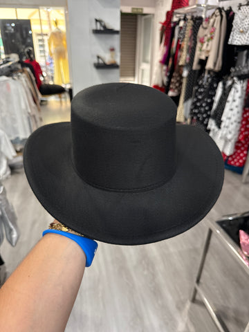 Sombrero negro