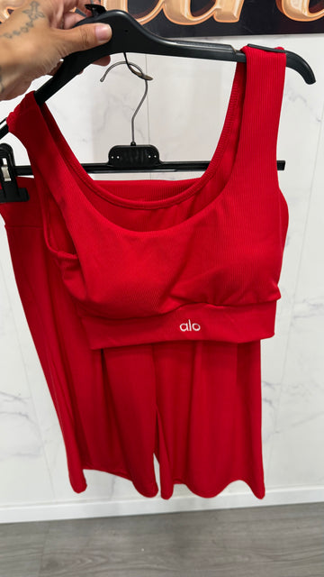 Conjunto al rojo
