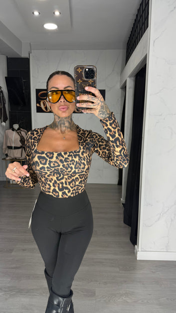 Body  leopardo