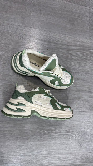 Tenis verde