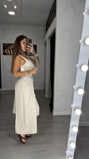 Camiseta larga beige y