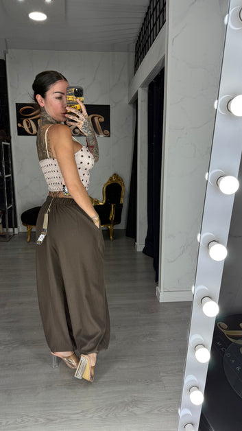 Pantalón chino marrón
