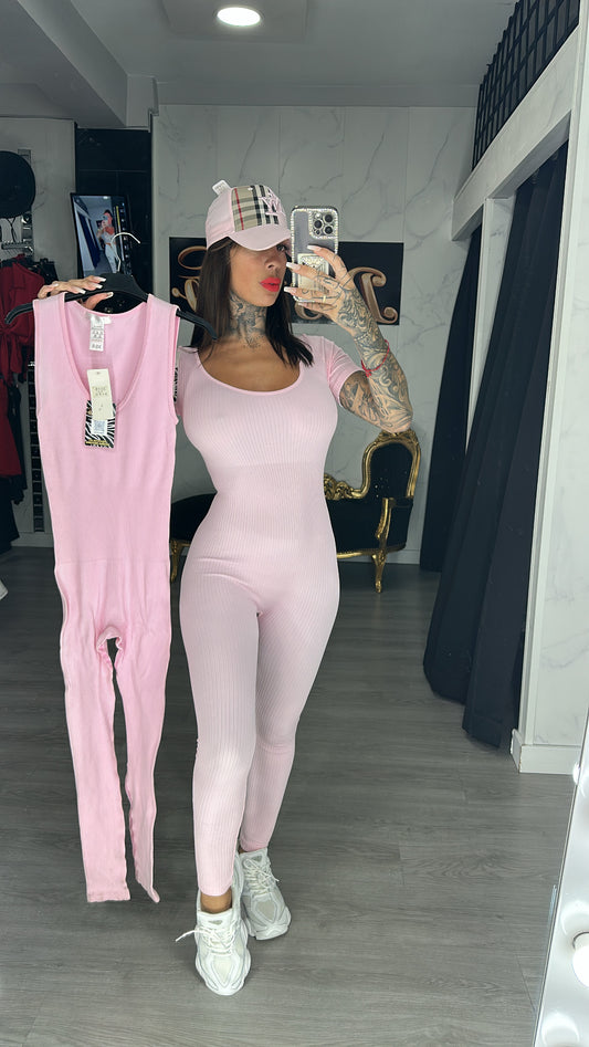 mono evita rosa
