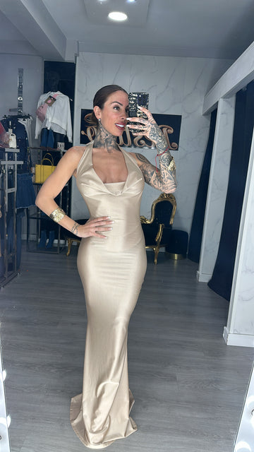 vestido champán