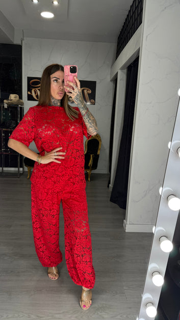 Conjunto encaje rojo